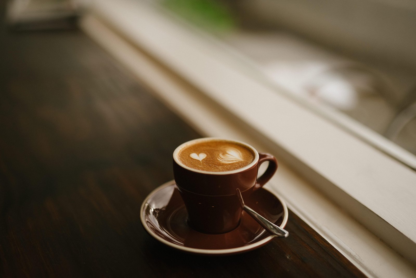 A minimalist coffee-themed high-resolution wallpaper, 13 of 63.